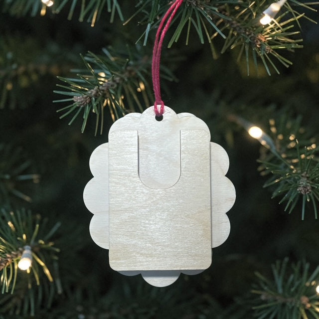 Christmas wreath ornament and gift card holder