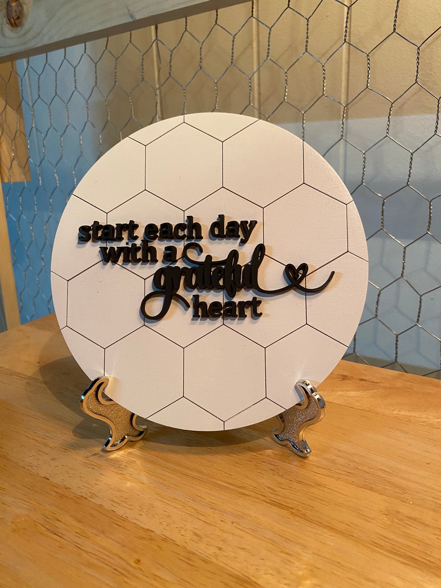 tabletop sign sitter "Start each day with a grateful heart" interchangeable insert