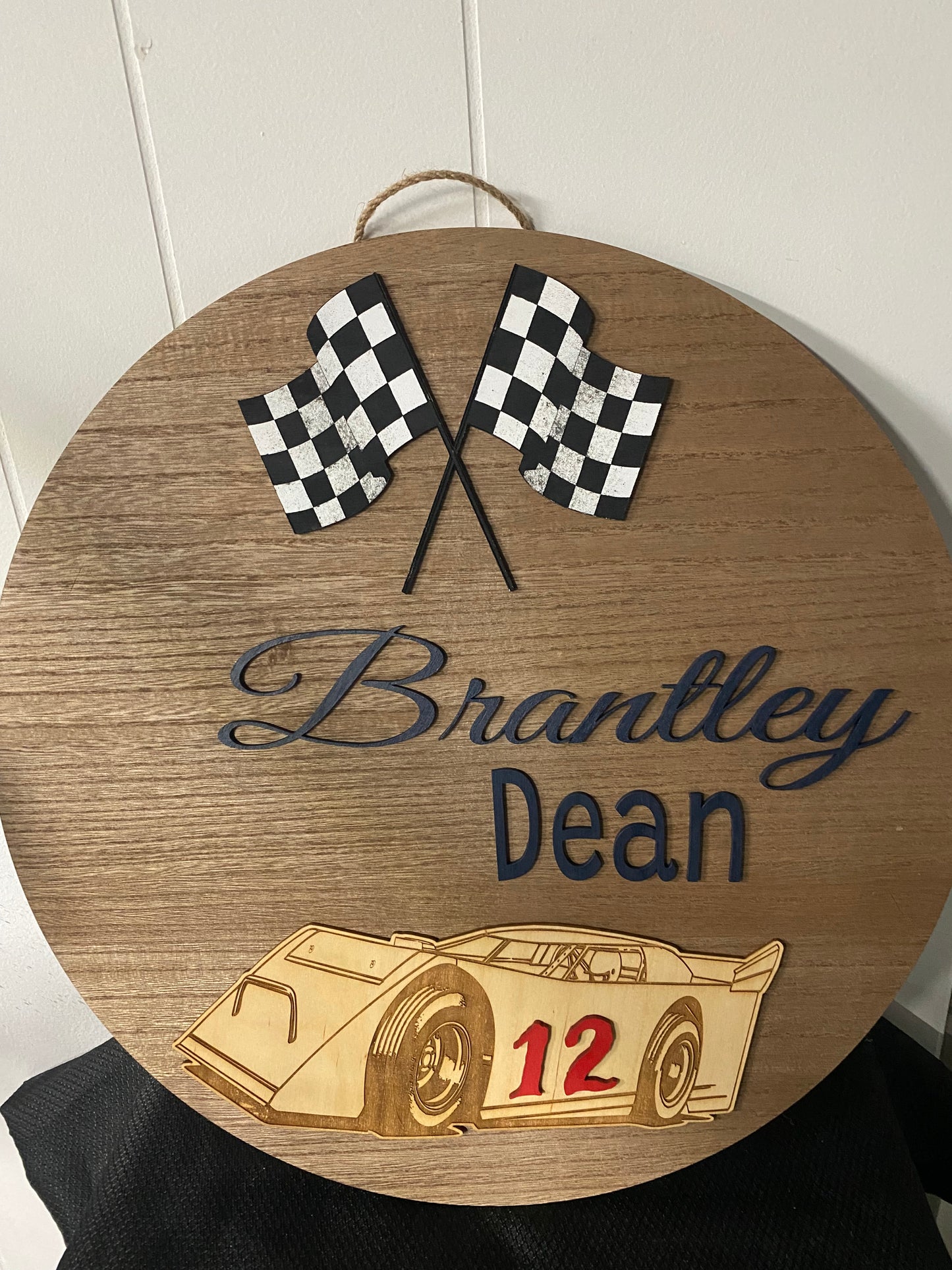 18" nursery wall hanger