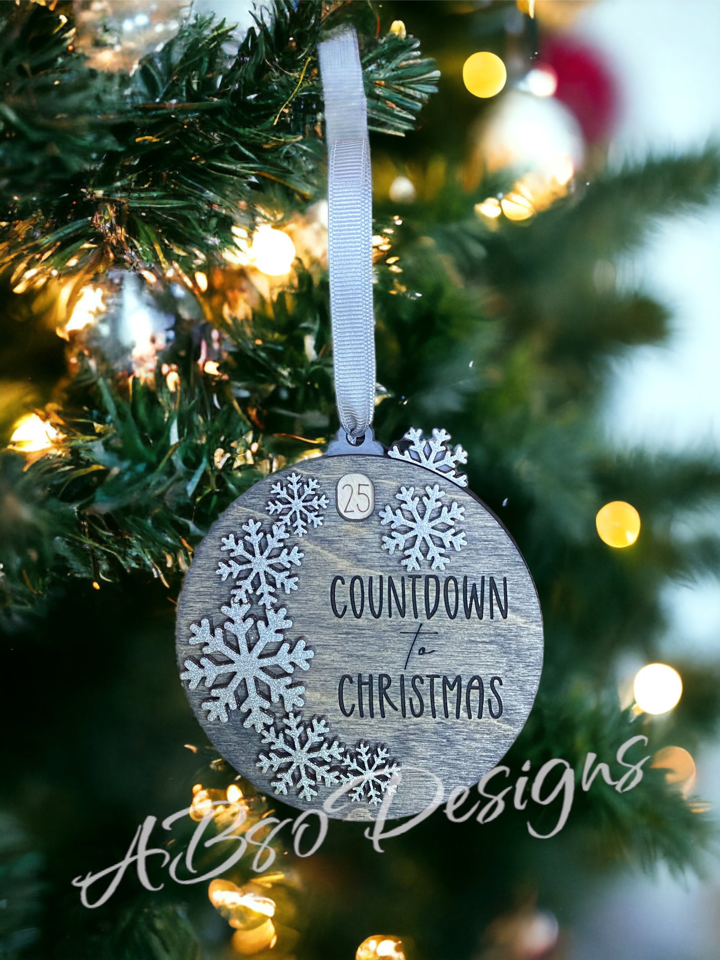 Countdown to Christmas ornament