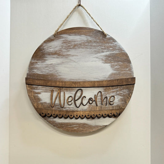 Interchangeable welcome hanging sign