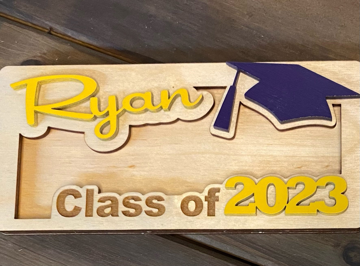 Personalized graduation money holder