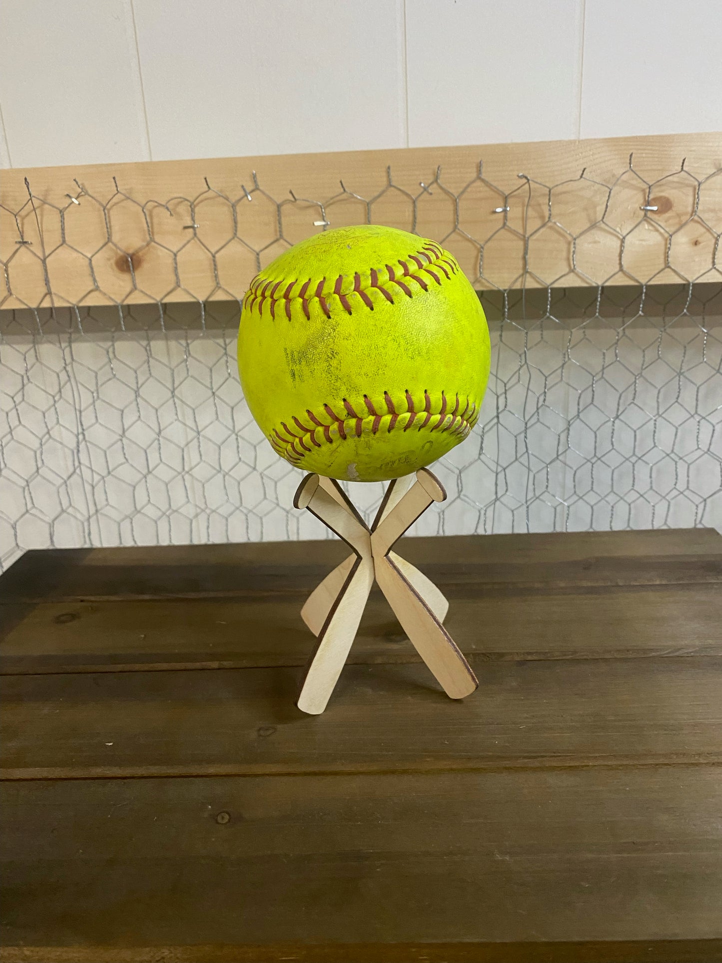 baseball/softball display stand