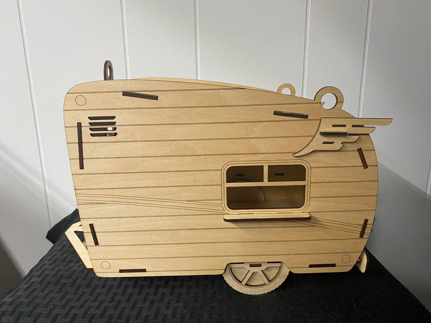 Camper birdhouse